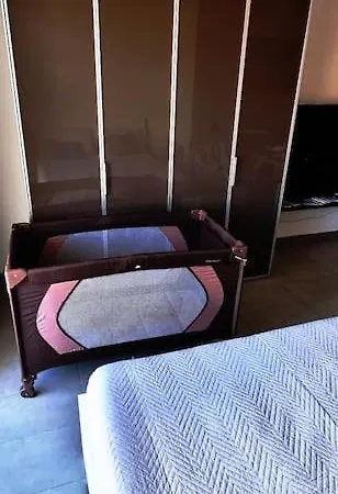 Lägenhet Centrale Con Wifi E Posteggio Privato Gratis!