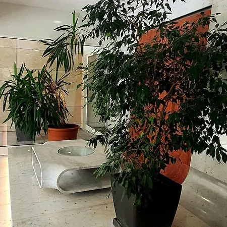 Lägenhet Centrale Con Wifi E Posteggio Privato Gratis! *