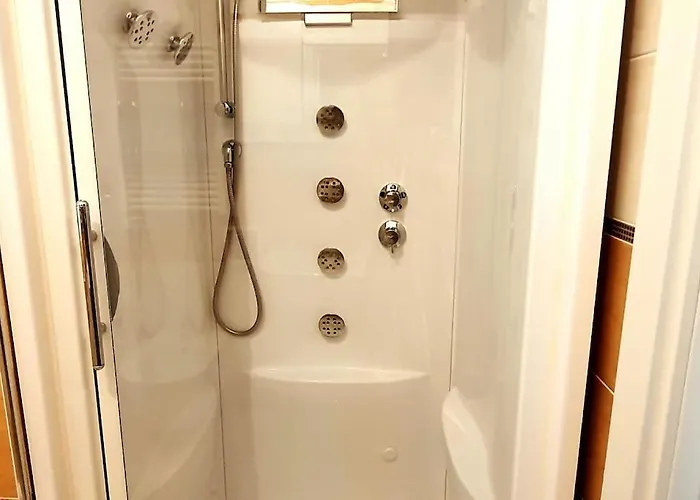 アパート Centrale Con Wifi E Posteggio Privato Gratis!