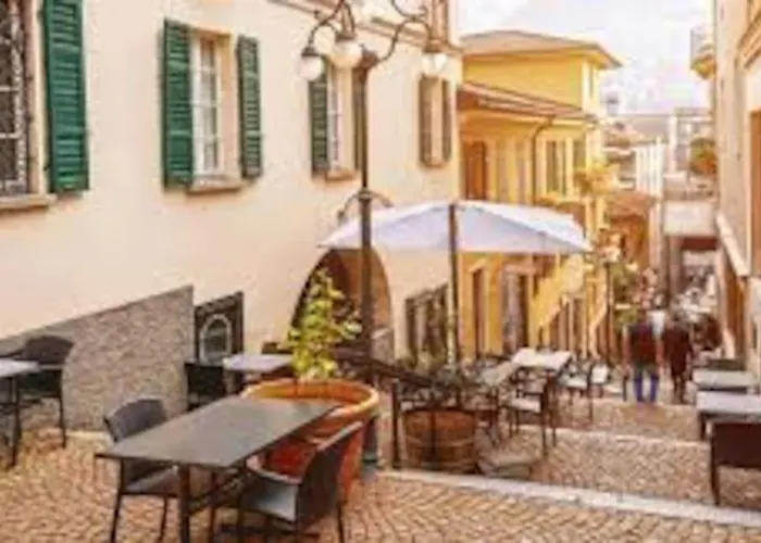 アパート Centrale Con Wifi E Posteggio Privato Gratis! *